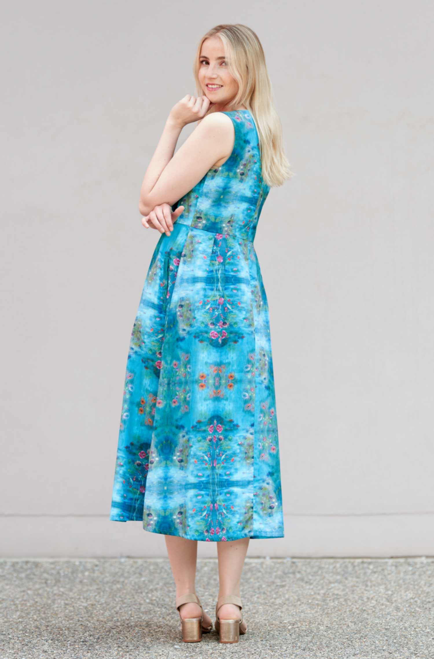 Kleid ARABELLA aus 100% Bio-Pima-Baumwolle-paradise blue