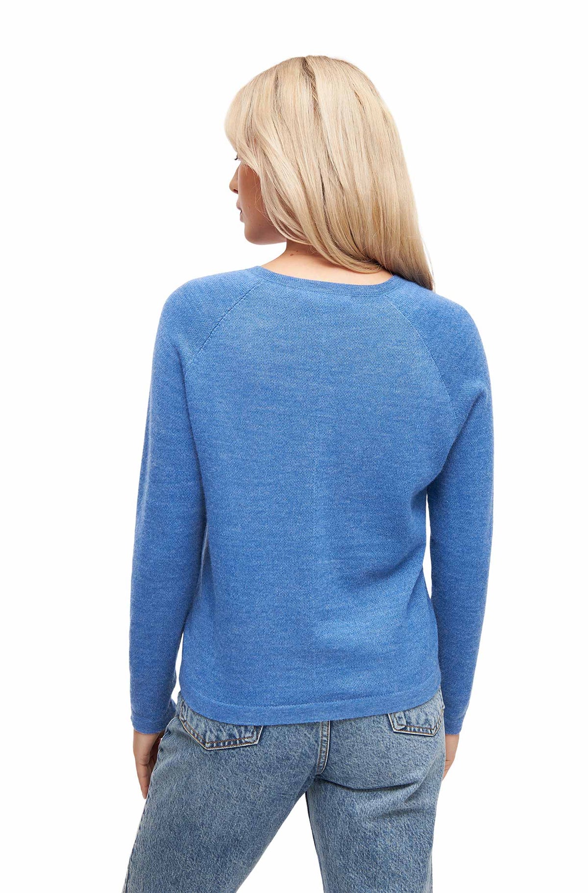 Alpaka V-Neck Pullover ANNA aus 100% Baby Alpaka-sky blue