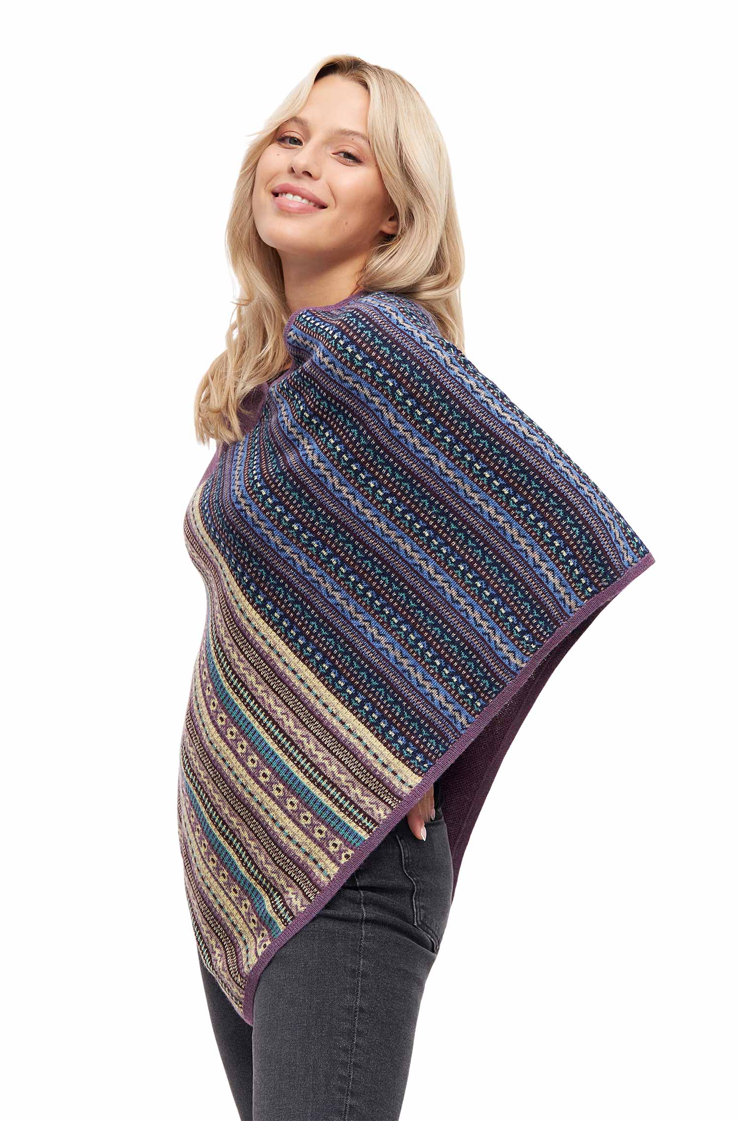 Alpaka Poncho DILAYA aus 100% Baby Alpaka-orchidee