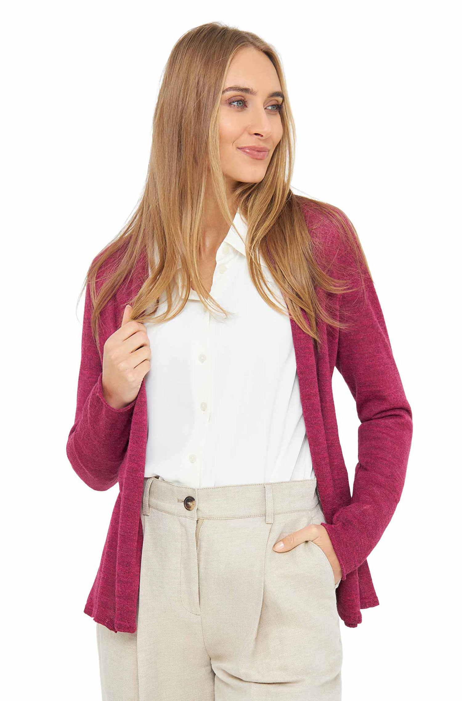Alpaka Strickjacke PENELOPE aus 100% Baby Alpaka-himbeere