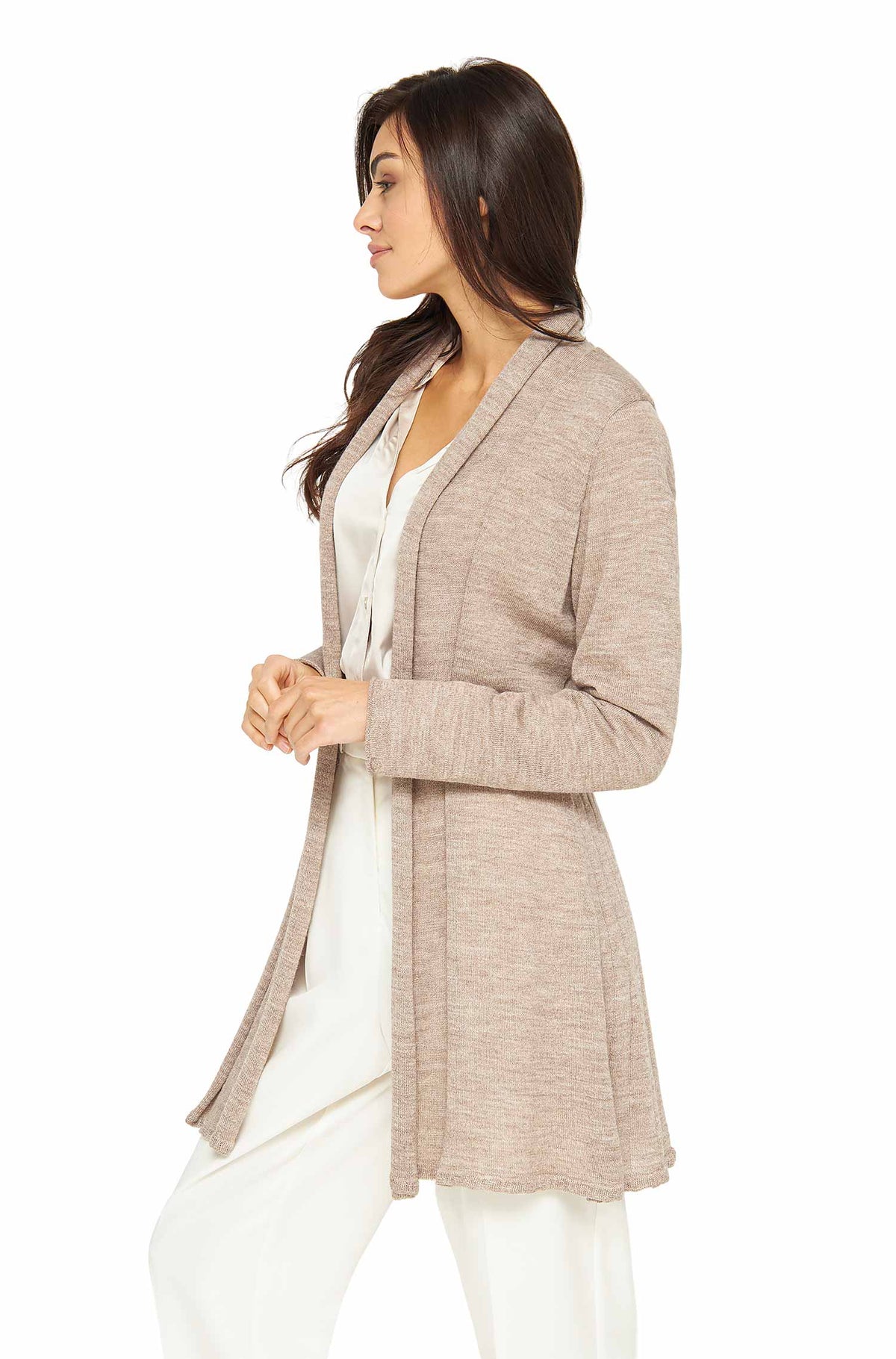 Alpaka Strickjacke PENELOPE LONG aus 100% Baby Alpaka-sand