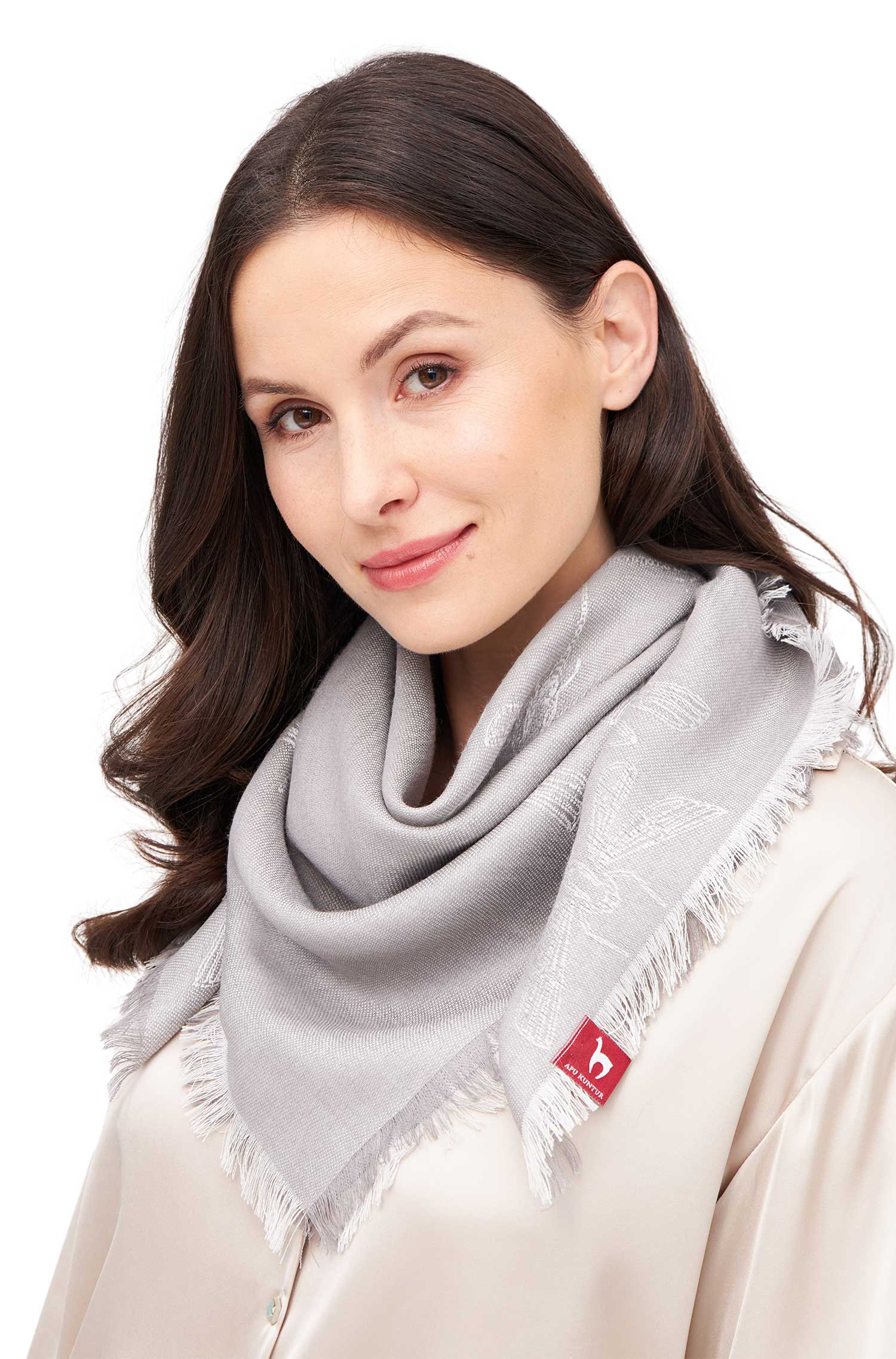 Alpaka Schal LIBELLE aus 70% Baby Alpaka & 30% Seide-silbergrau