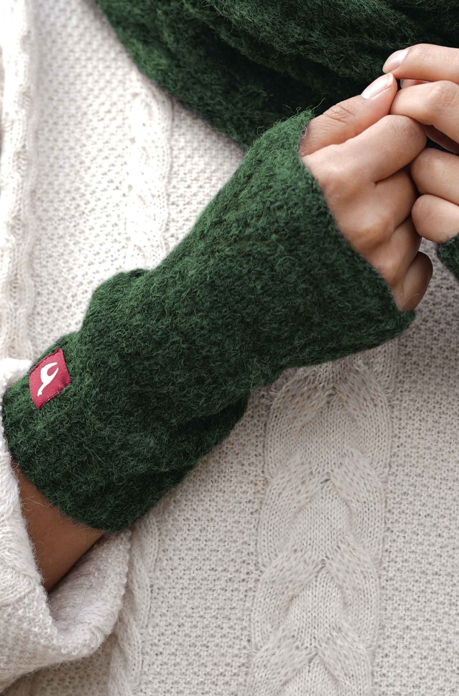 Alpaka Pulswärmer HADIA aus 55% Baby Alpaka & 26% Merino-grün
