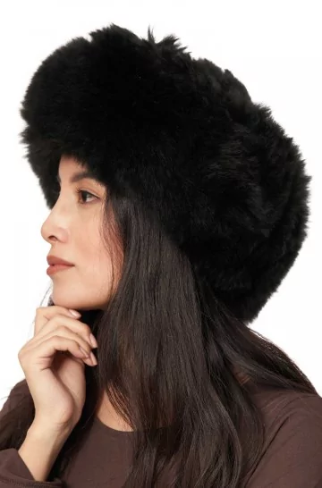 Fur hat made of cuddly soft alpaca fur