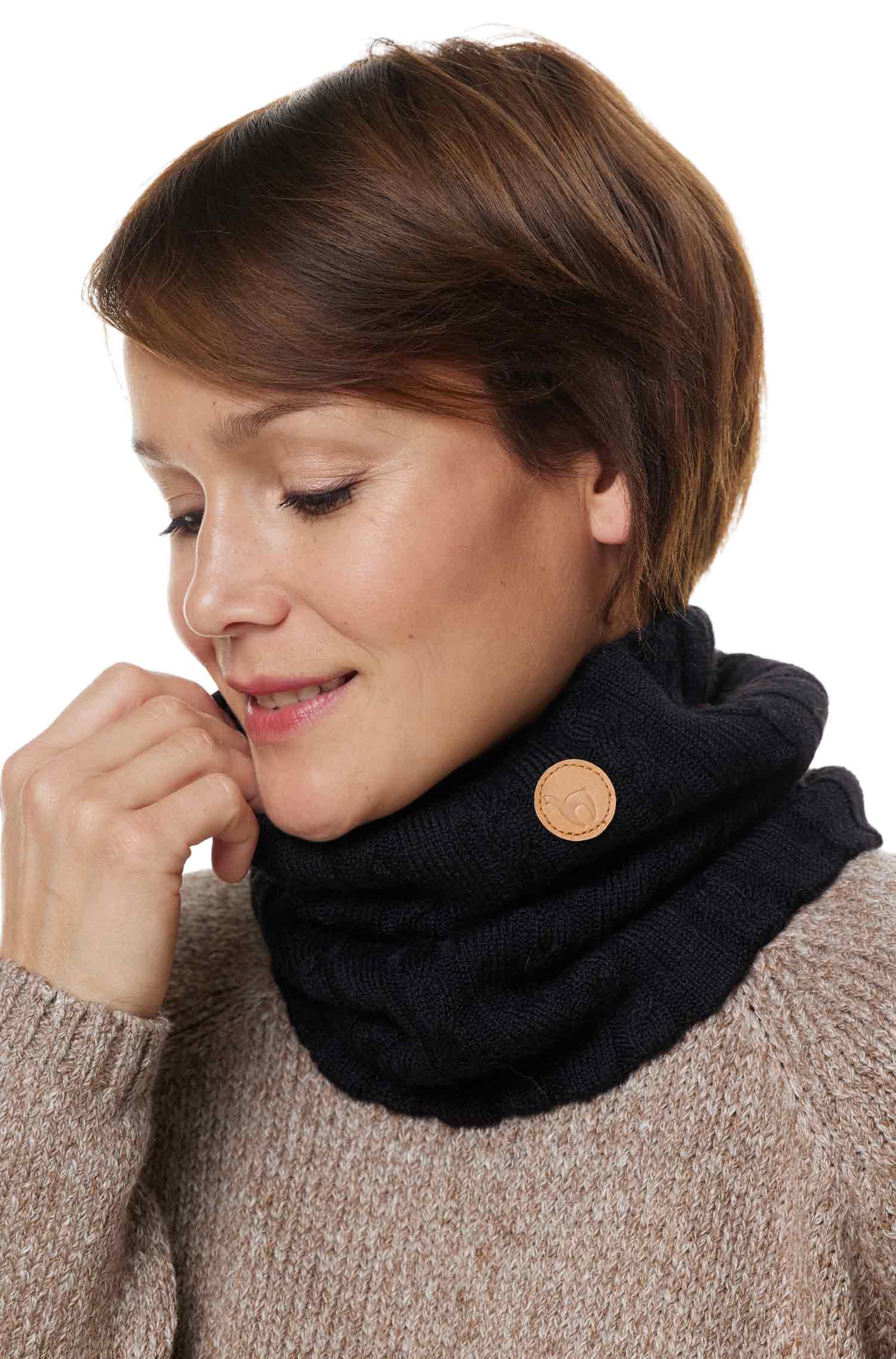 Alpaka Loopschal SUAVE-schwarz